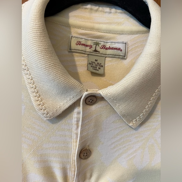 Tommy Bahama Men’s Tropical Yellow and White Golf Polo Size M - Picture 3 of 5